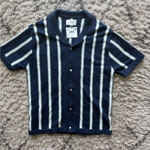 American Eagle Outfitters Navy and White Striped Shirt